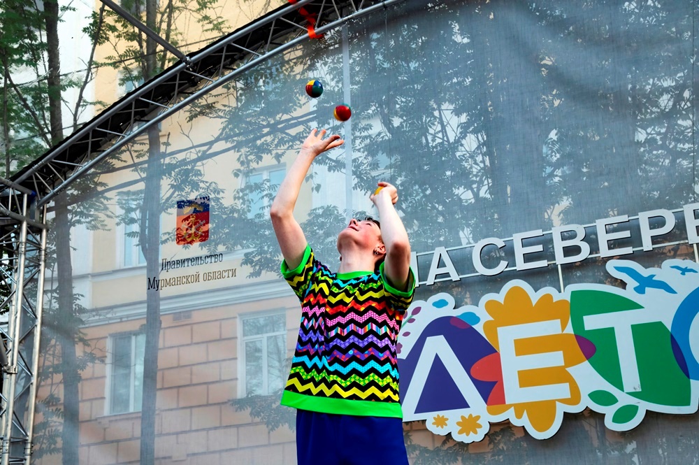 11.07.26 Акция "На севере - лето". Фото Е. Коваленко
